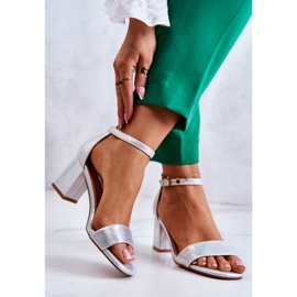 Vinceza Muodikkaat naisten sandaalit kantapäässä, hopea Lucida 1