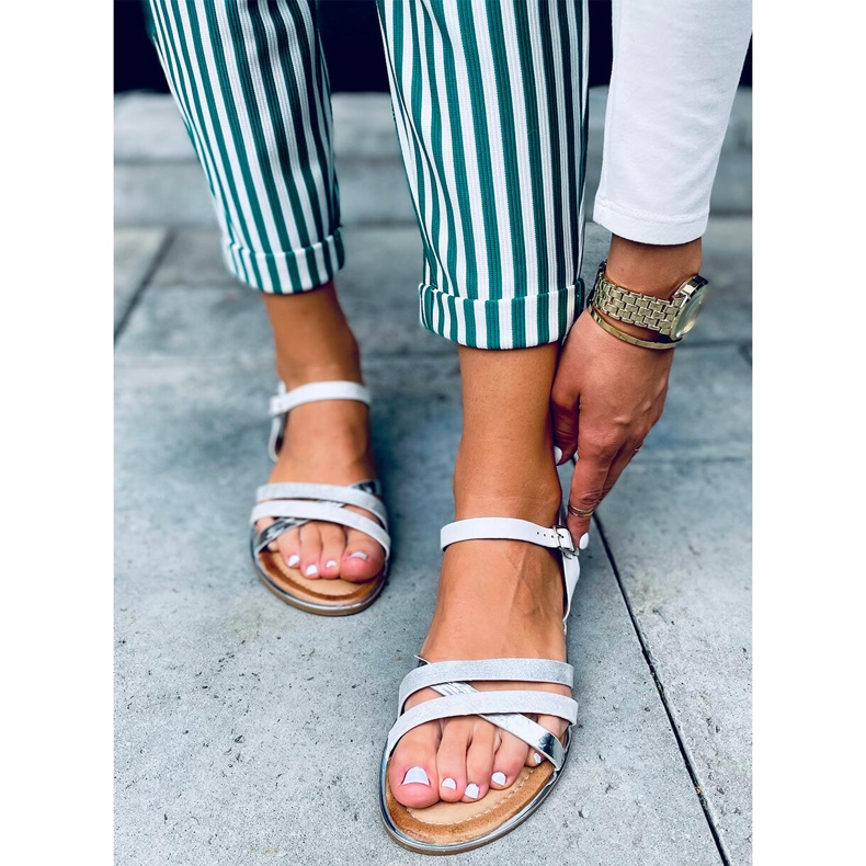 Celia White naisten sandaalit valkoinen 2