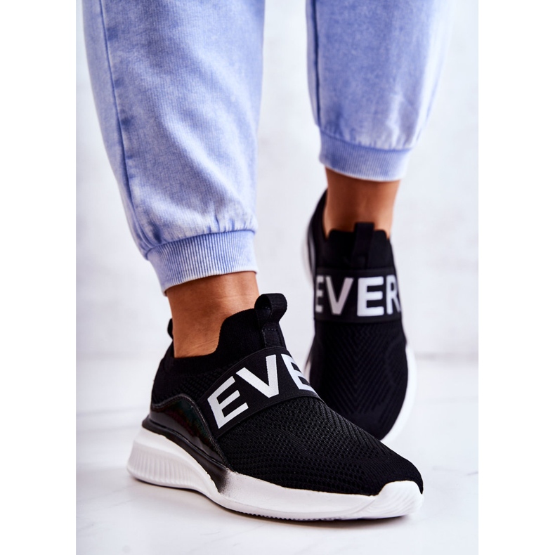 Vinceza Naisten urheilukengät, Slip-on Black Lorane musta 2