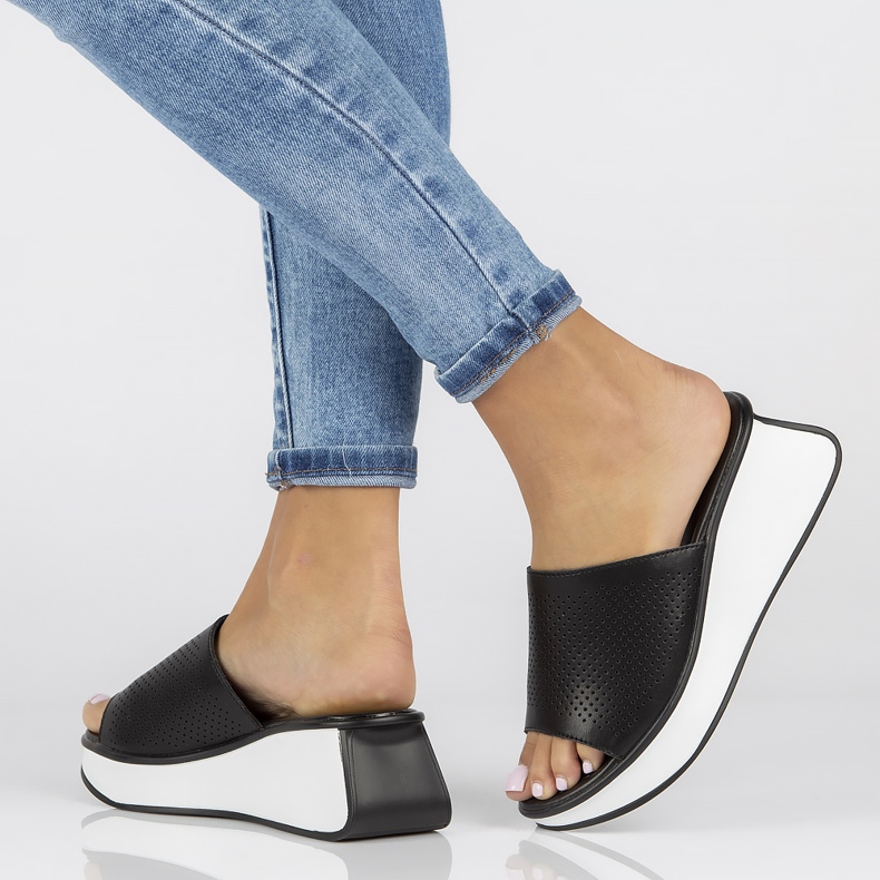 Nahkaiset tossut Filippo DK3614 / 22 Bk mustat 1