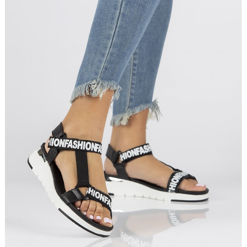 Nahkasandaalit Filippo DS2169 / 22 Bk musta 2