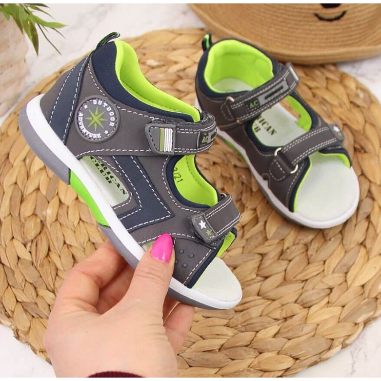 American Club W AM825B harmaat tarranauhasandaalit 1