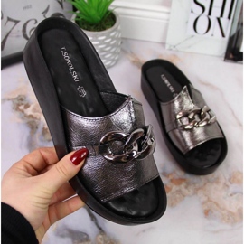 Nahkaiset tossut ketjulla T.Sokolski W SCA161 hopea 1