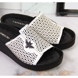 Nahkainen harjakattoinen T.Sokolski W SCA163 valkoiset tossut valkoinen 2