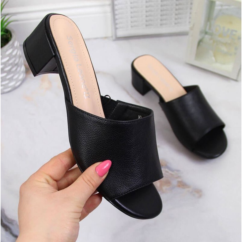 Tossut lohkossa Sergio Leone W SK375A musta 1