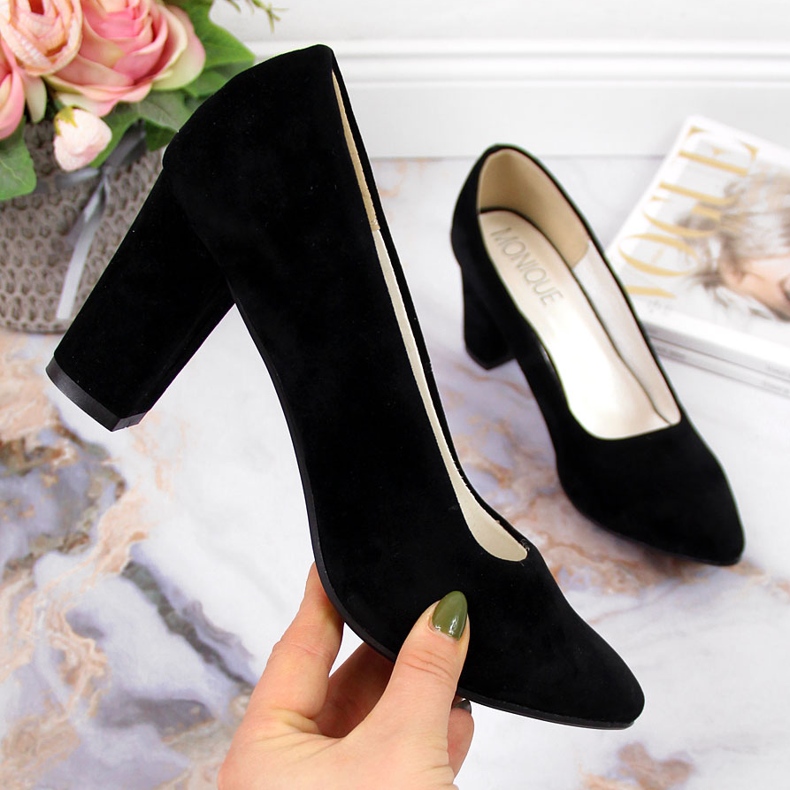 Pumput post musta Monique mokka 1