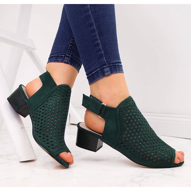 Green Sabatina harjakattoiset vihreät naisten sandaalit 1