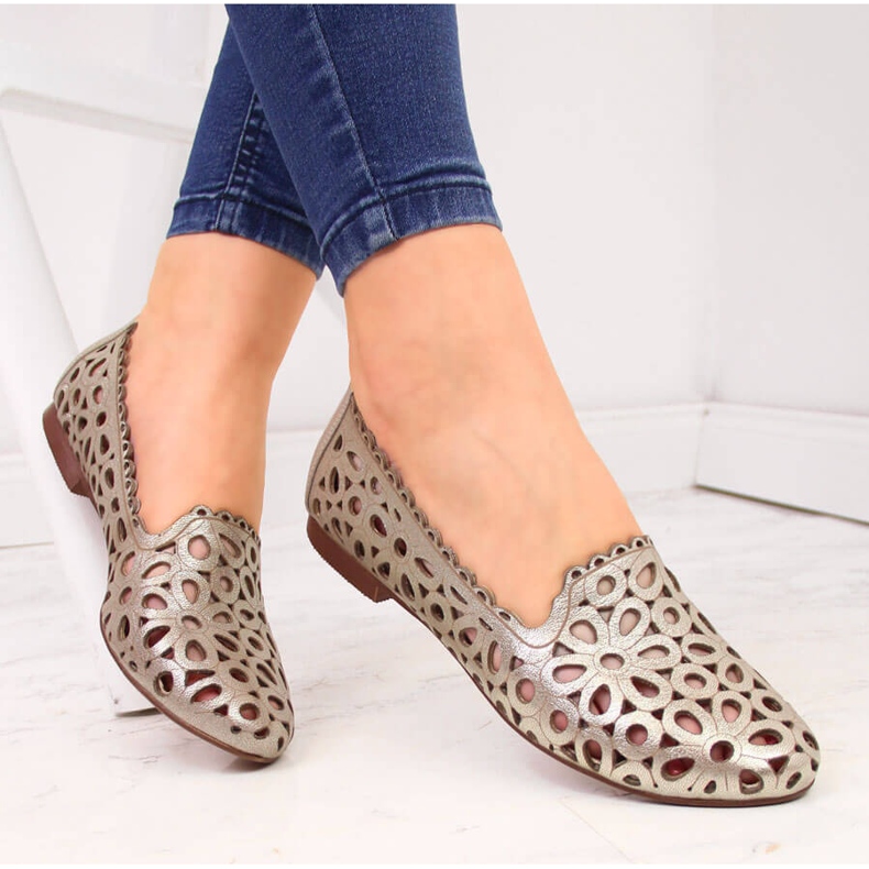 Naisten kultaiset harjakattoiset nahkakengät Juma 1