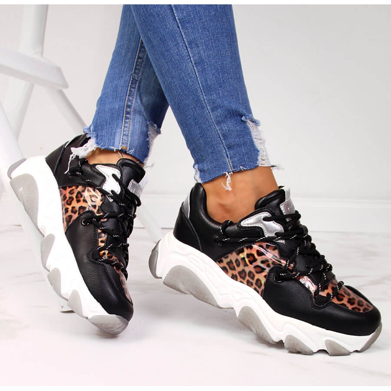 Naisten nahkaiset urheilukengät leopardi Goe II2N4067 musta 1