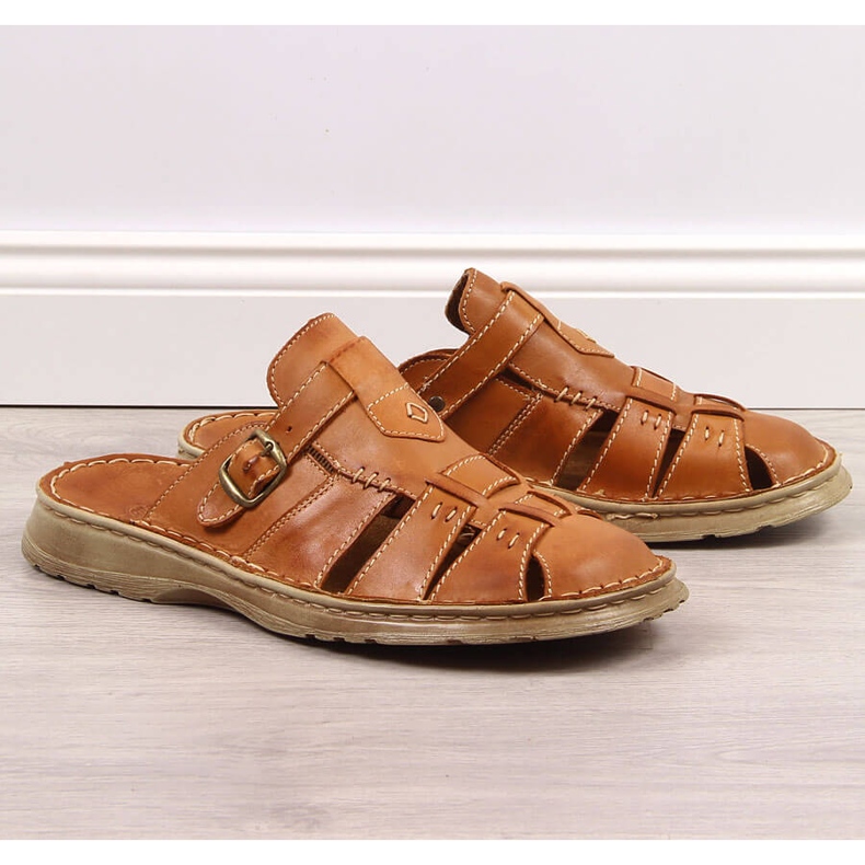 Mukavat ruskeat nahkaiset miesten tossut Łukbut 962 1