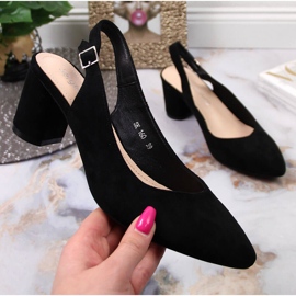 Sergio Leonen naisten pumput mustassa pylväässä 1