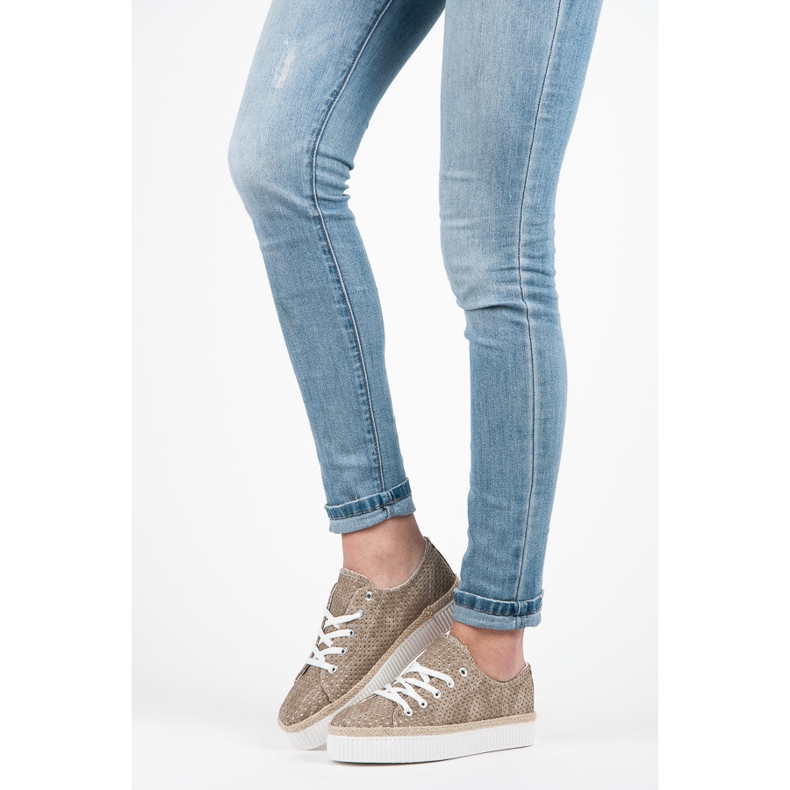 Kylie Lavalla harjakattoiset lenkkarit ruskea 1