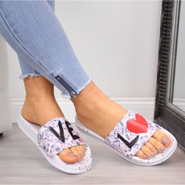 Naisten valkoiset kumiset rantatossut Big Star valkoinen 1