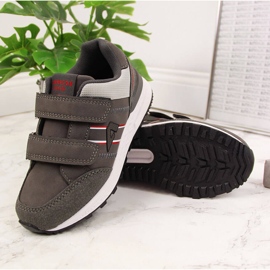 Urheilupoikien harmaa American Club -tarranauha 2