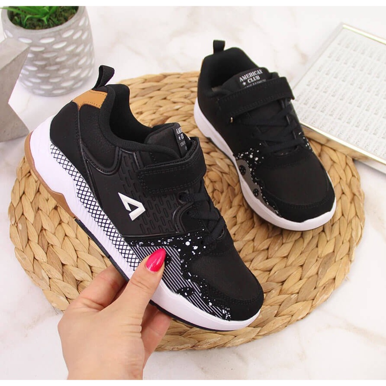 Black American Club lasten urheilukengät tarranauhalla musta 1