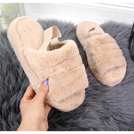 Naisten kodin beigenväriset turkistossut Seastar 2