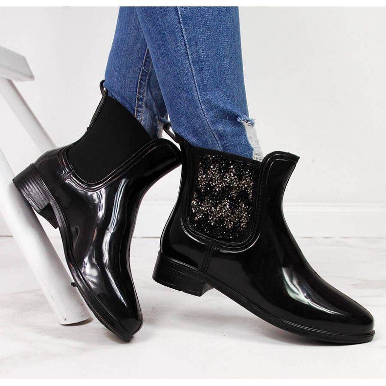 T.Sokolski Naisten kalossit Jodhpur-saappaat kuutiozirkonia mustalla T. Sokolski 1