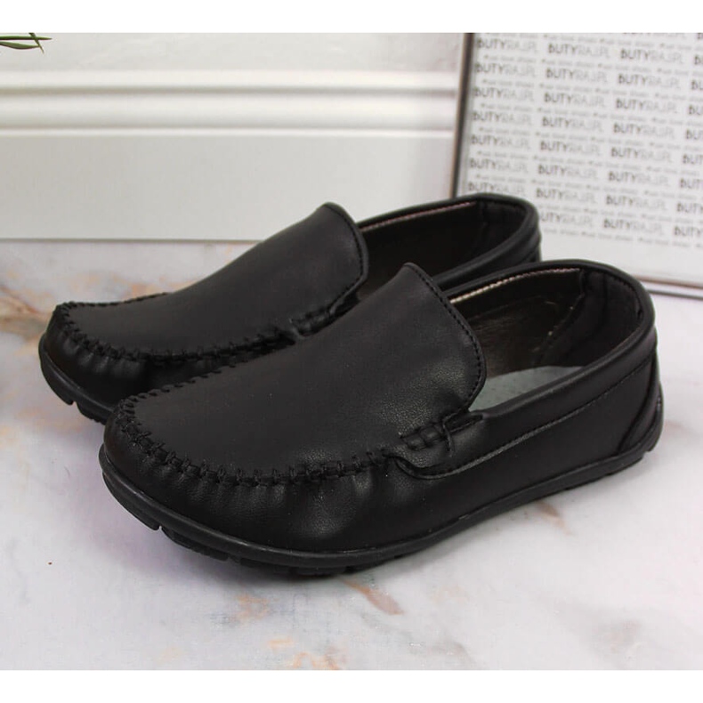 Poikien mustat Slip-On Moccasins Kornecki 6805 1