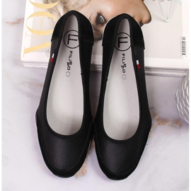 Naisten mustat nahkaiset harjakattoiset balerinat Filippo 1