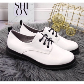 S.Barski Naisten nauhakengät, valkoinen S. Barski 2