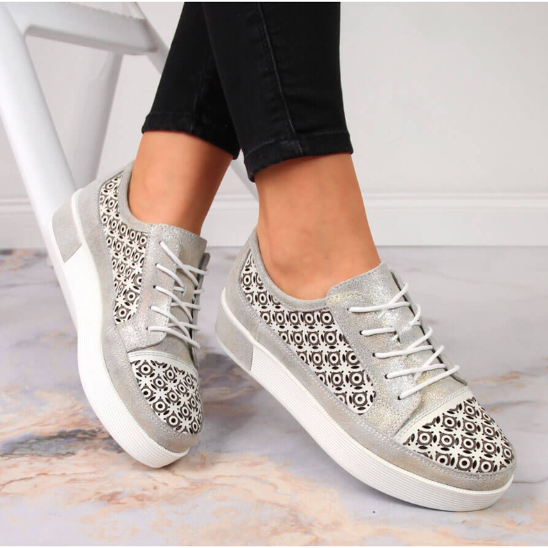 Naisten kultaiset harjakattoiset nahkakengät Filippo 1