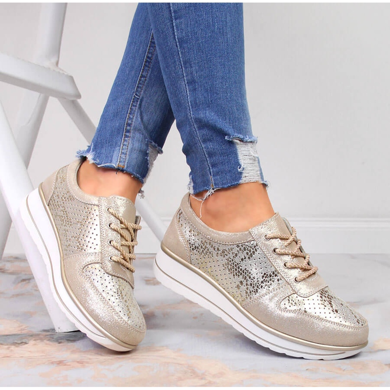 S.Barski Naisten kultaiset nahkalenkkarit S. Barski 1