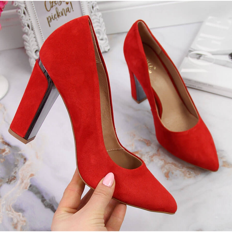 Nahkaiset velouuripumput punaisessa Juma-tolppassa punainen 1