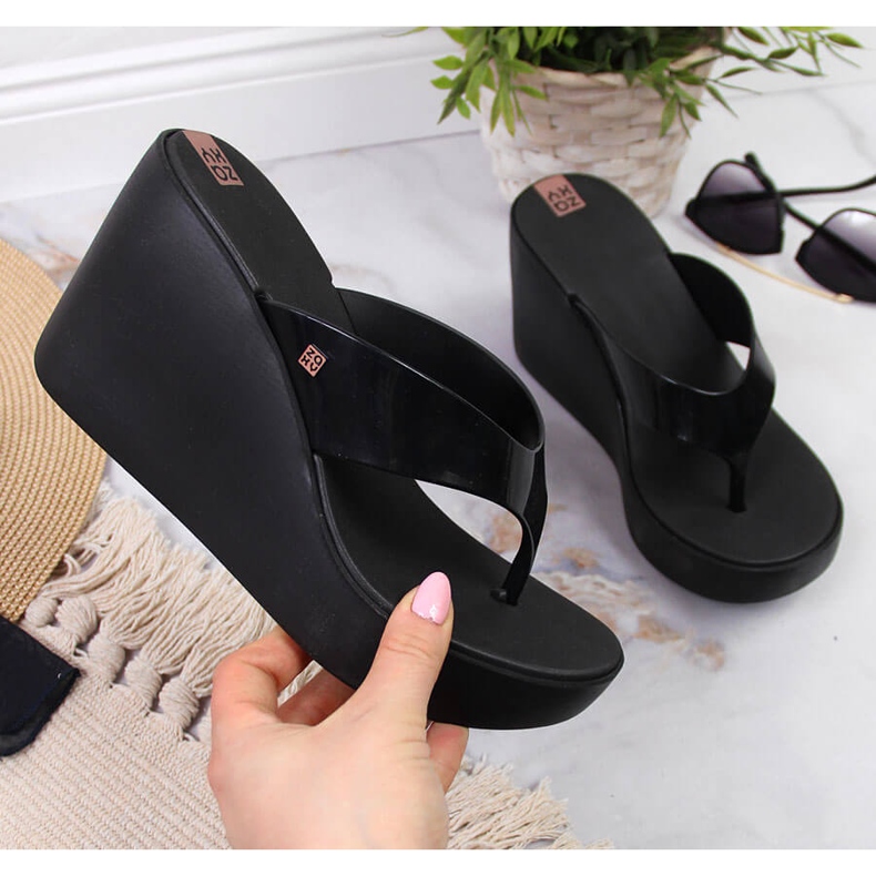 Mustat Zaxy HH285292 mustat kiilavarvastossut 2