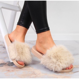 Naisten beigenväriset karvaiset tossut Vinceza 1