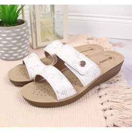 Naisten valkoiset Inblu Velcro -tossut valkoinen 2