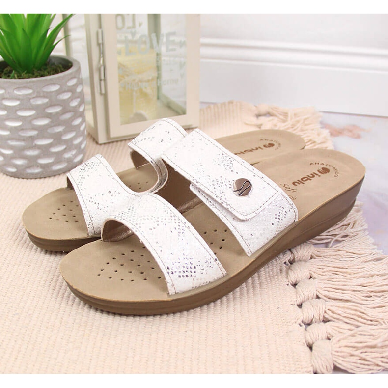 Naisten valkoiset Inblu Velcro -tossut valkoinen 2