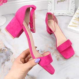 Vaaleanpunaiset naisten Vinceza-sandaalit pylväässä vaaleanpunainen 1