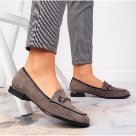 Naisten matalat mokasiinit harmaalla Jezzi-koristeella 2