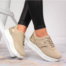 Naisten nahkakengät beigenvärisellä Filippo alustalla 1