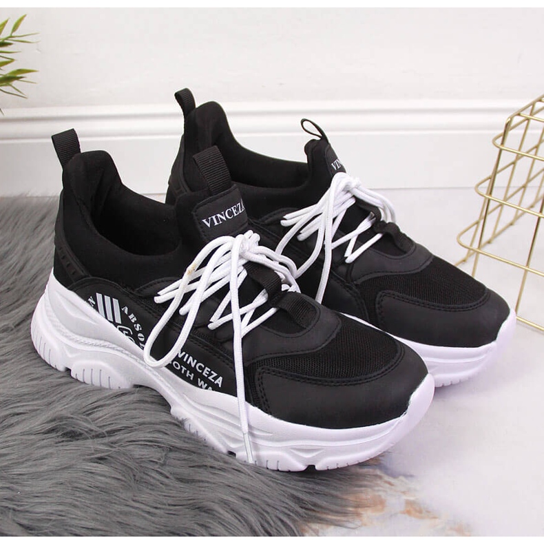 Naisten mustat Vinceza-urheilukengät 2