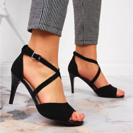 Mustat Sergio Leonen naisten sandaalit korkokengissä 2