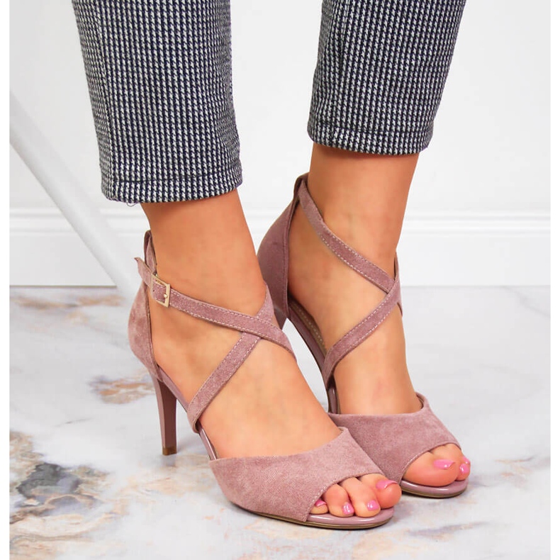 Naisten sandaalit korkeakorkoisessa pinkissä Sergio Leonessa vaaleanpunainen 2