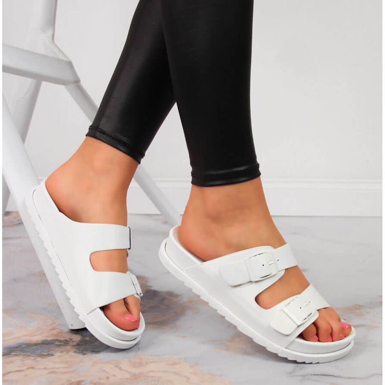 S.Barski Naisten kumitossut soljilla, valkoinen S. Barski 1