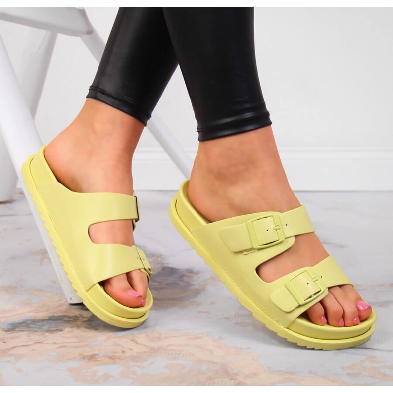 S.Barski Keltaiset naisten kumitossut soljilla keltainen S. Barski 1