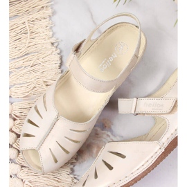 Naisten nahkasandaalit kultakiilalla Helios 4009 kultainen 2