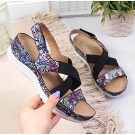 Naisten nahkasandaalit mukavalla kumilla Helios 100 musta monivärinen 1