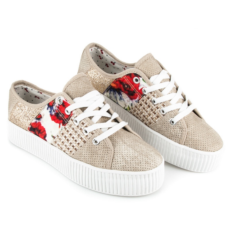 Kylie Naisten lenkkarit alustalla ruskea 1