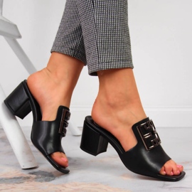 Naisten nahkaiset tossut mustassa Filippo-tolppassa 2