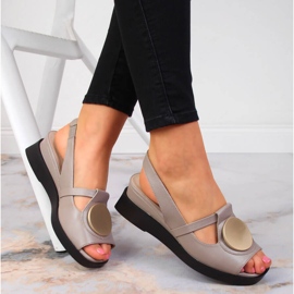 Naisten nahka sandaalit Artiker taupe wedge beige 1