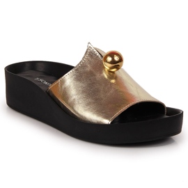 Naisten nahkaiset tossut kultakoristeella T.Sokolski kultainen 2