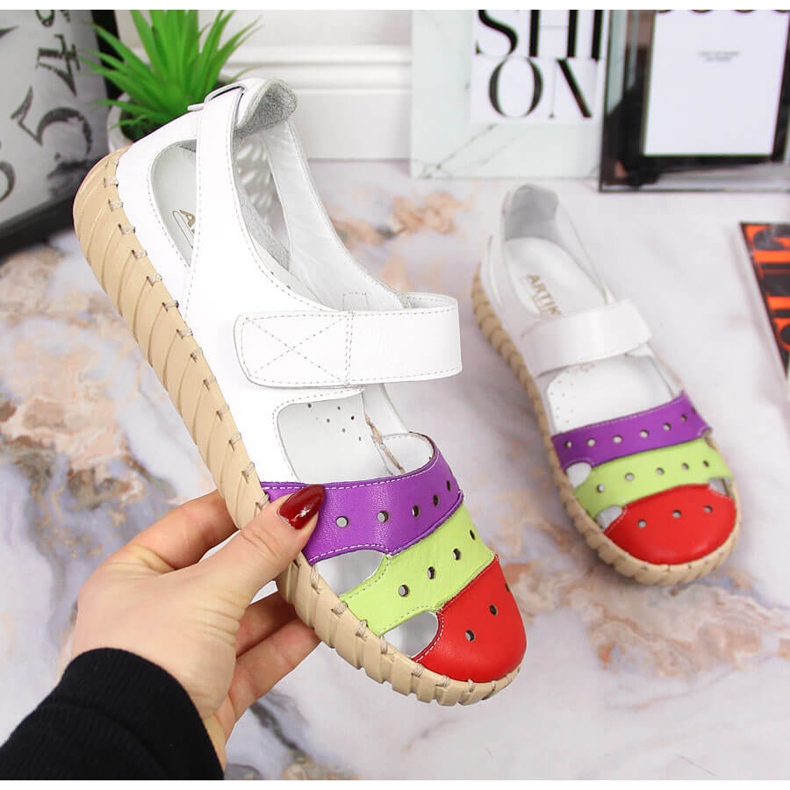 Naisten nahkasandaalit, joissa harjakattoinen Artiker valkoinen monivärinen 1