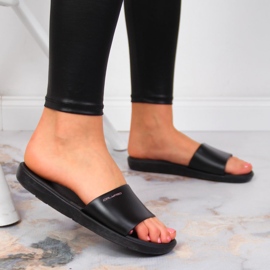 Mustat Calypso naisten allastossut 2