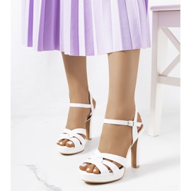 Argoonin valkoiset korkokengät sandaalit valkoinen 1