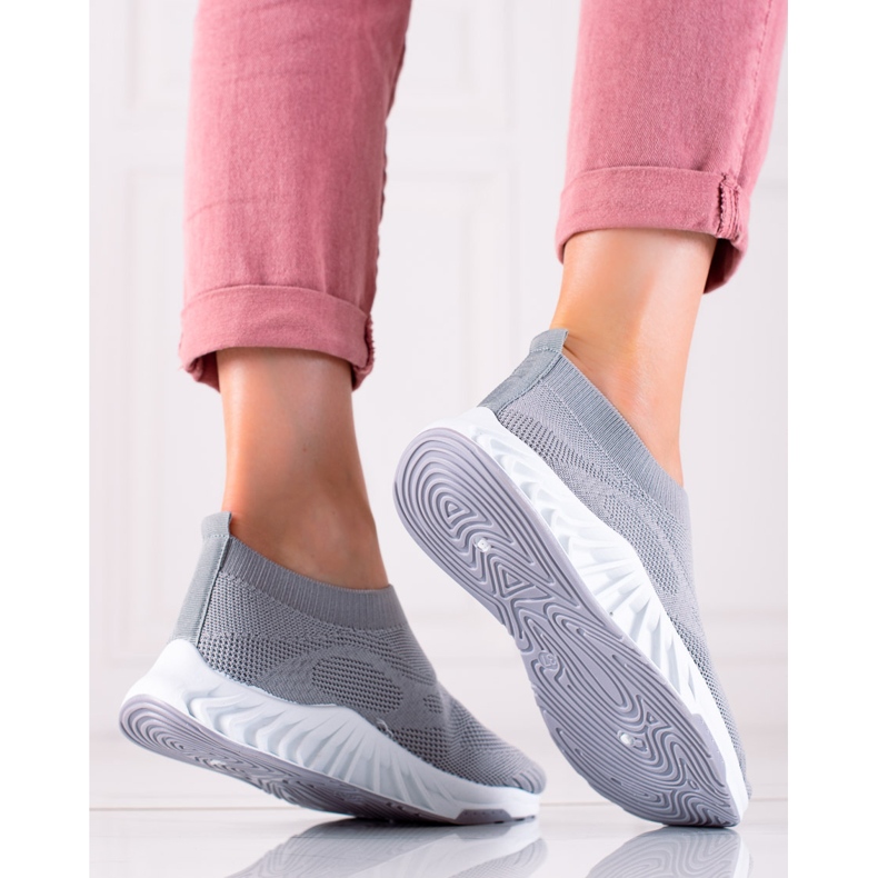 J. Star Muodikkaat harmaat lenkkarit 1