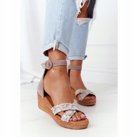 Suede Wedge Sandaalit Maciejka 04565-04 Beige-Gold 1